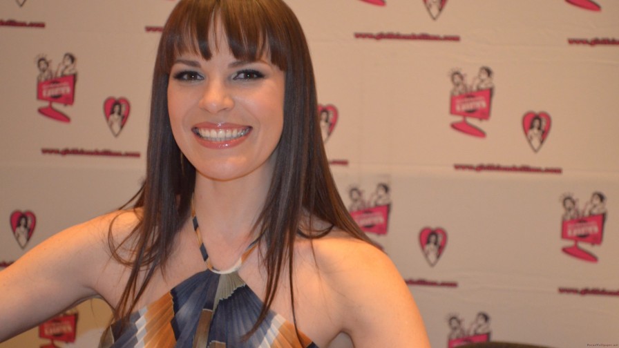 A Humanized Porn Star 390